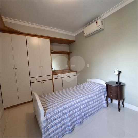Foto REO1114500
