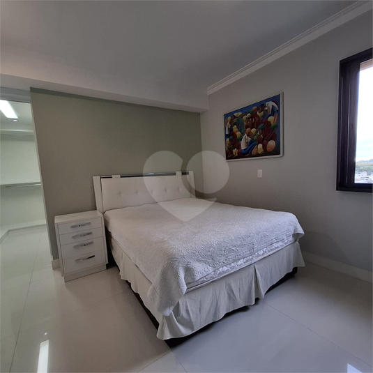 Foto REO1114500