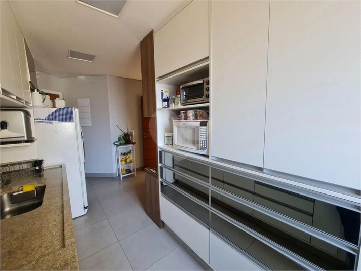 Foto REO1114504
