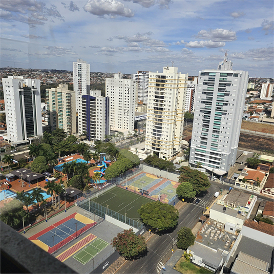 Foto REO1114505