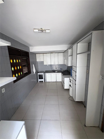 Foto REO1114509