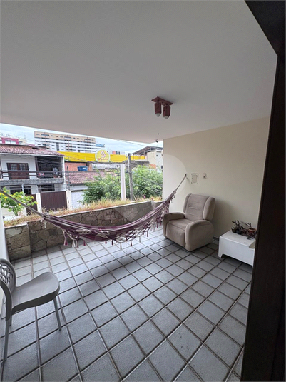 Foto REO1114509