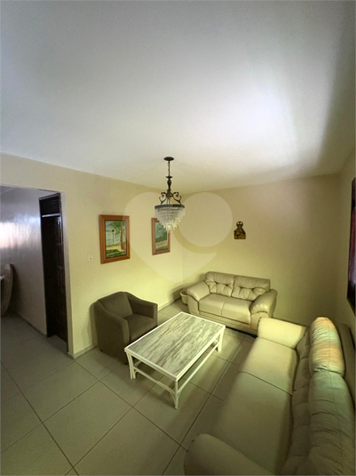 Foto REO1114509