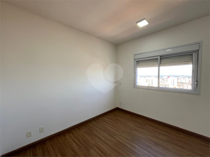 Foto REO1114510