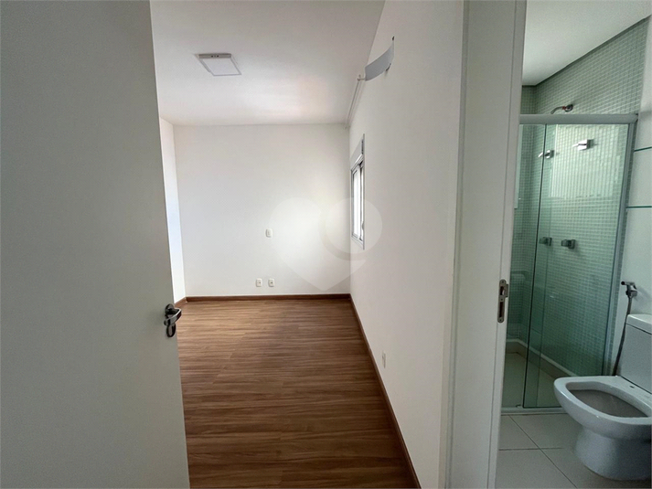 Foto REO1114510