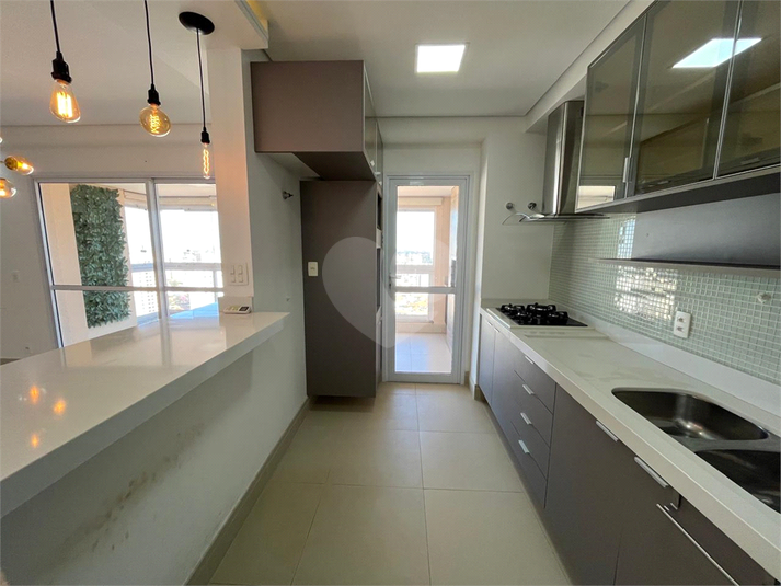 Foto REO1114510