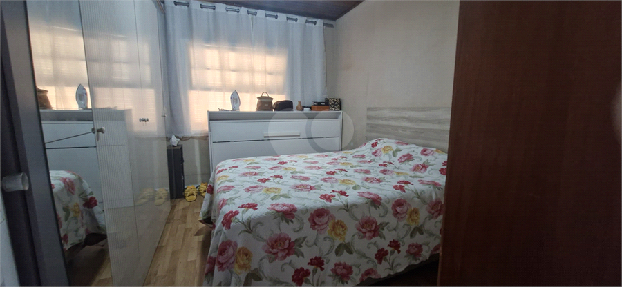 Foto REO1114514