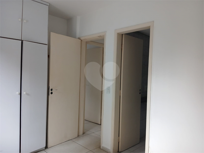 Foto REO1114517