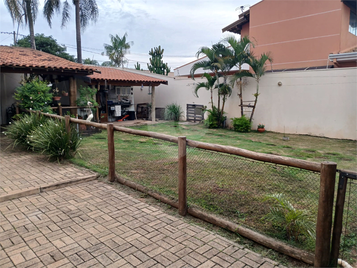 Foto REO1114521