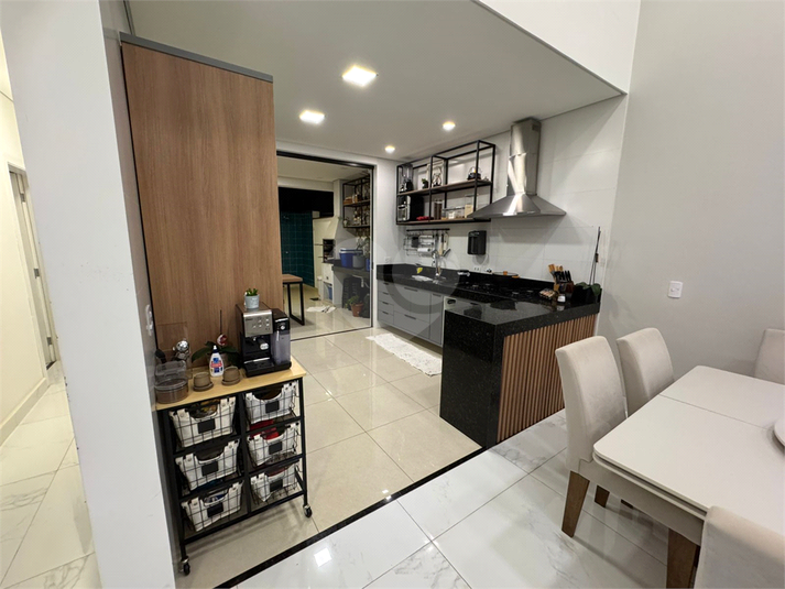 Foto REO1114528