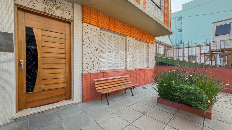 Foto REO1114530