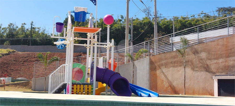 Foto REO1114533
