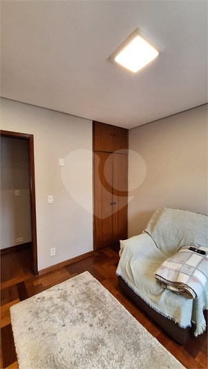 Foto REO1114534