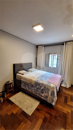 Foto REO1114534