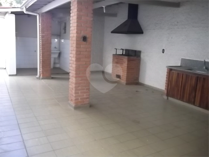 Foto REO1114539