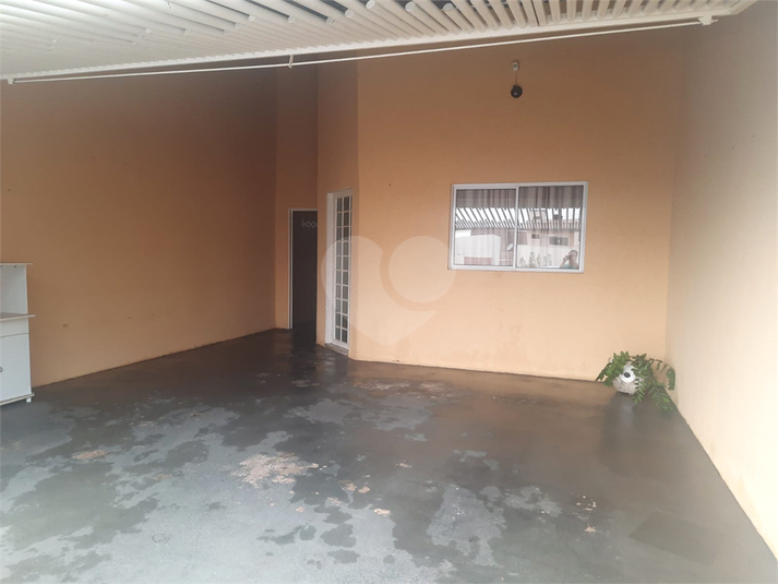 Foto REO1114540