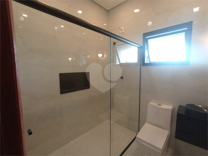 Foto REO1114542