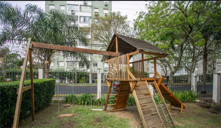 Foto REO1114550
