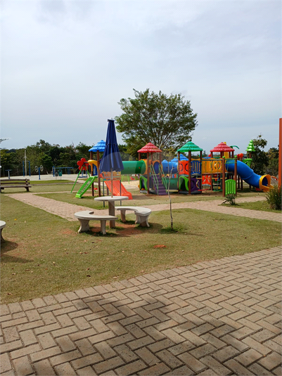 Foto REO1114551