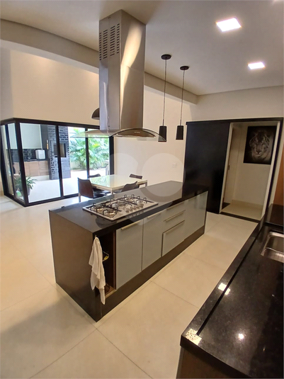 Foto REO1114551