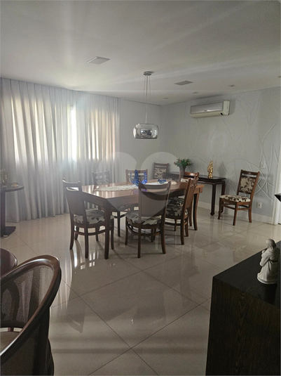 Foto REO1114553