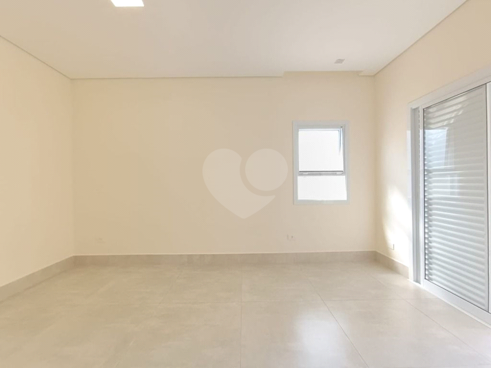 Foto REO1114563