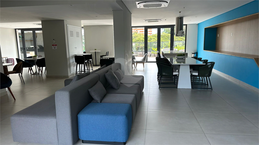 Foto REO1114570