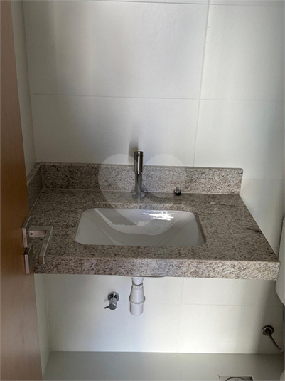 Foto REO1114571