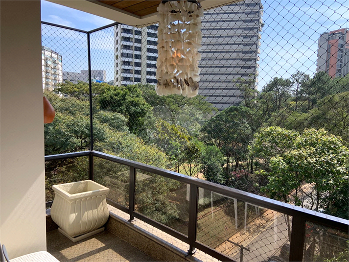 Foto REO1114575