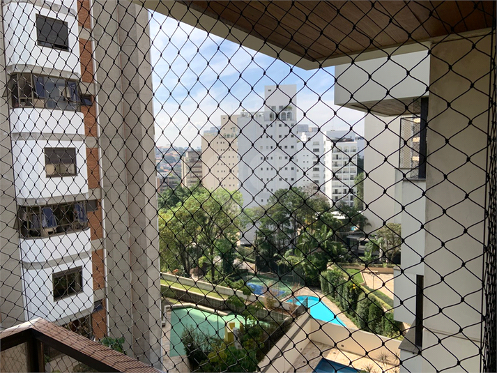 Foto REO1114575