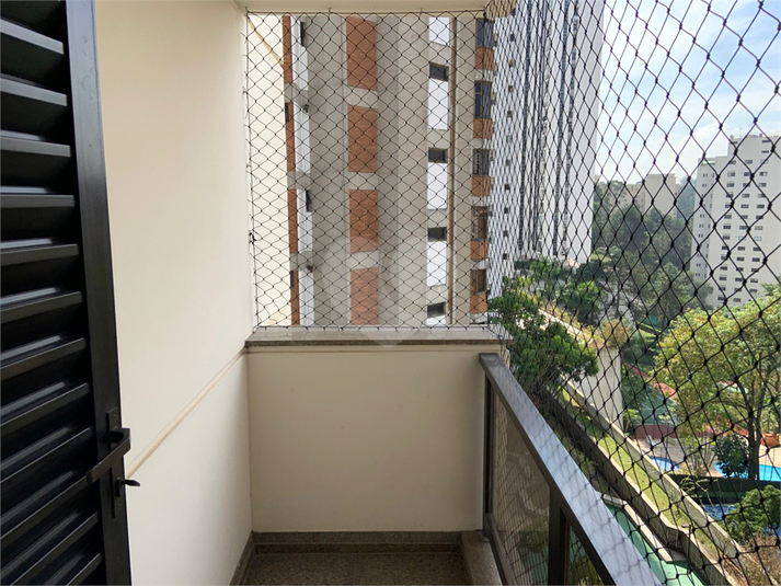 Foto REO1114575