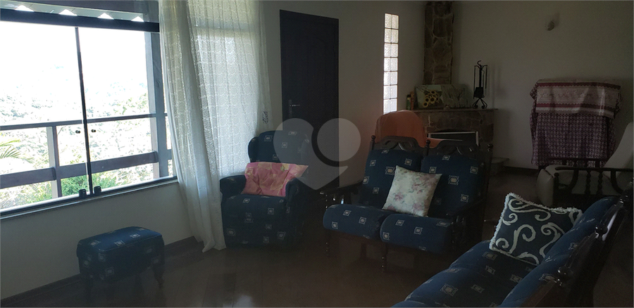 Foto REO1114576