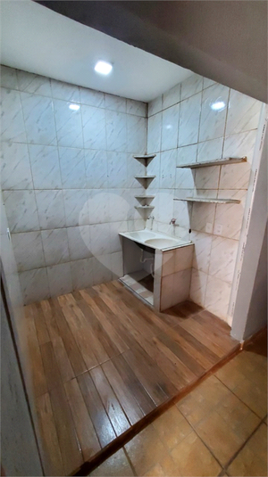 Foto REO1114577