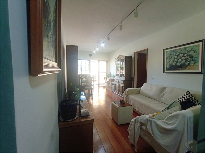 Foto REO1114579