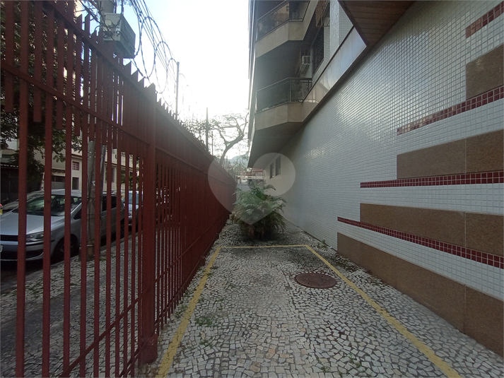 Foto REO1114579