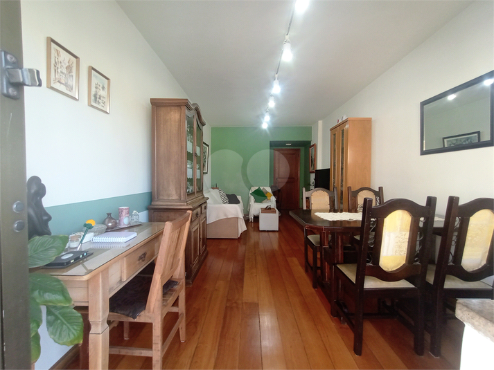 Foto REO1114579