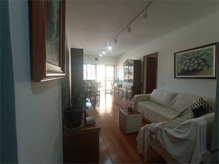 Foto REO1114579