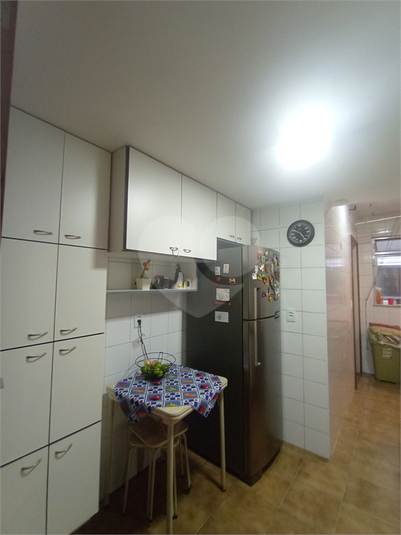 Foto REO1114579