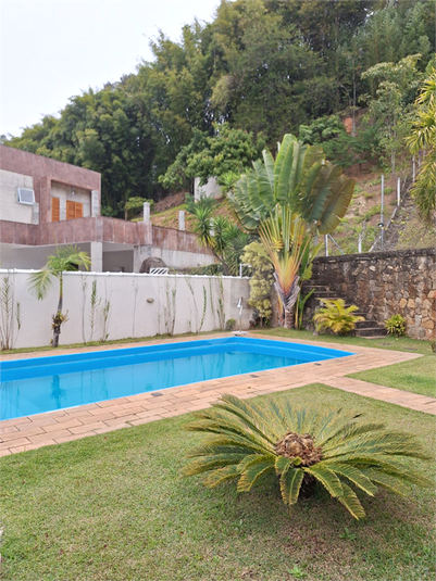 Foto REO1114588