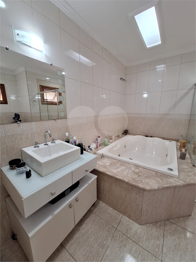 Foto REO1114588