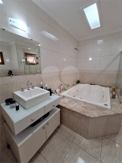Foto REO1114588