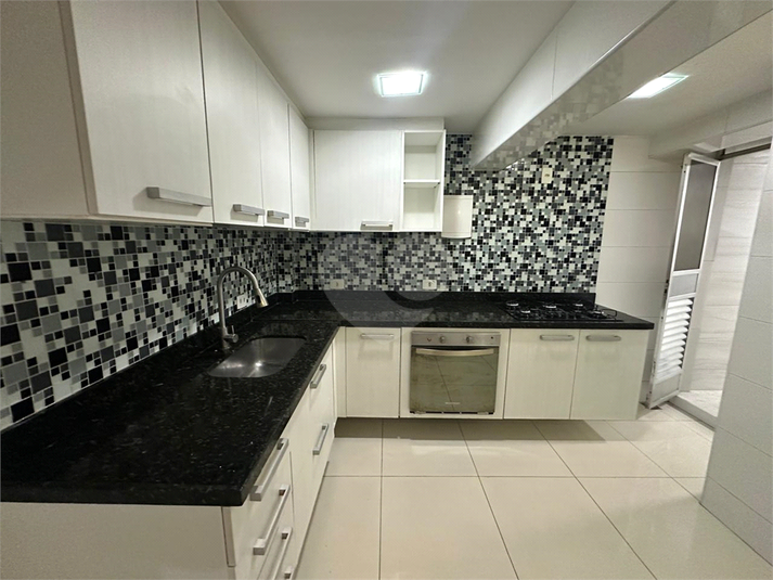 Foto REO1114589