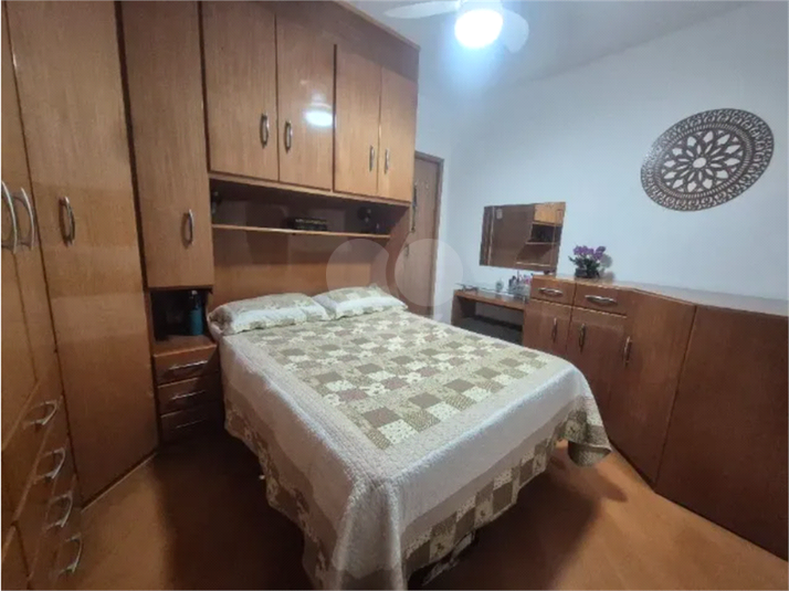 Foto REO1114594