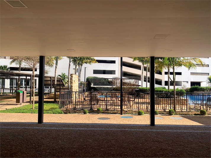 Foto REO1114608