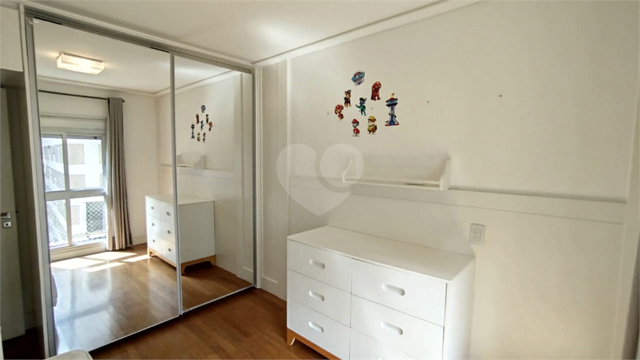 Foto REO1114610