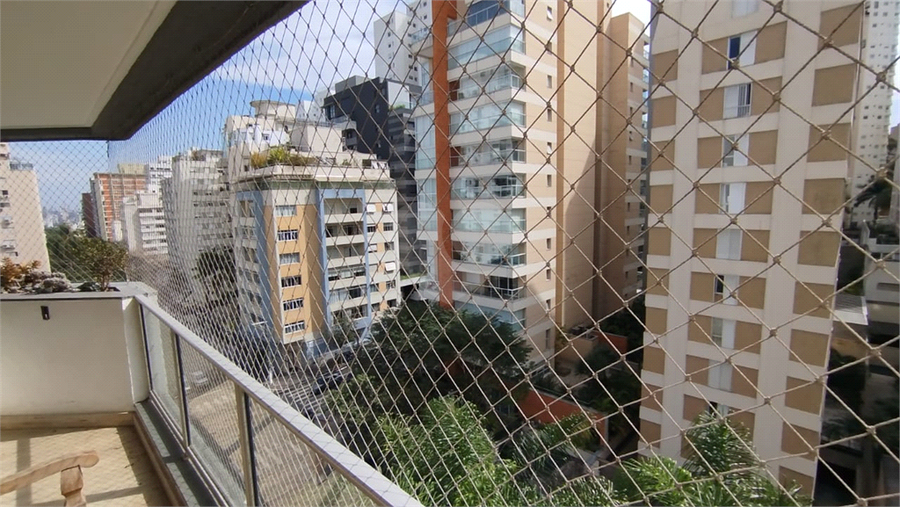 Foto REO1114610