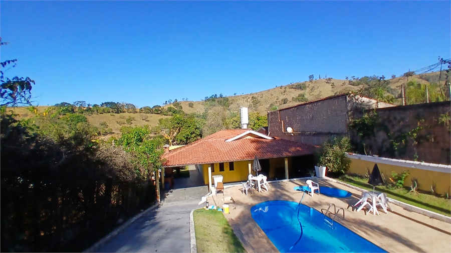 Foto REO1114619