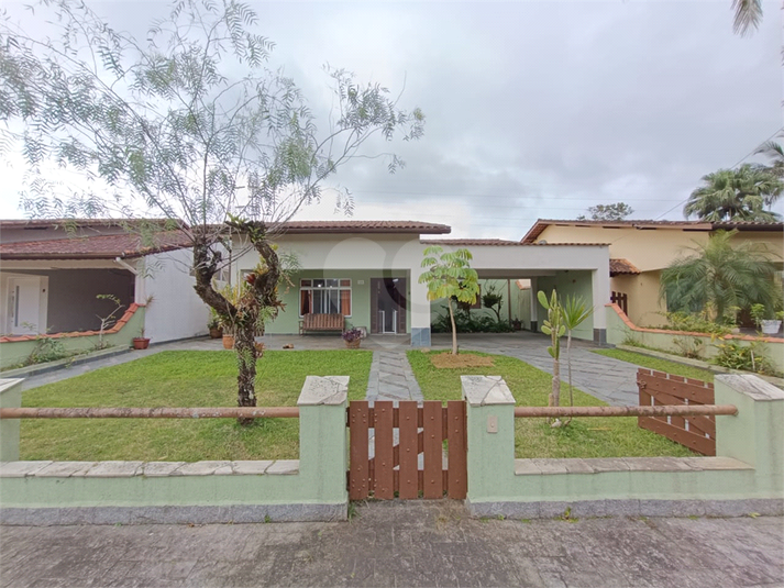 Foto REO1114627