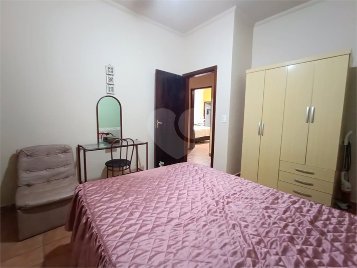 Foto REO1114627