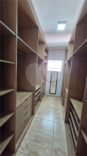 Foto REO1114641